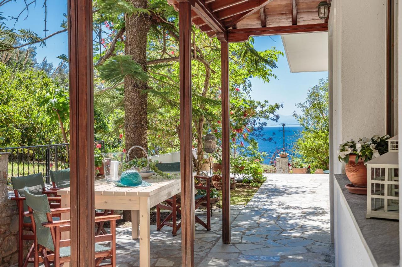 Oikia Guesthouse Стафилос Экстерьер фото